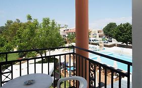 Silver Beach Hotel And Annexe Apartments (Adults Only)