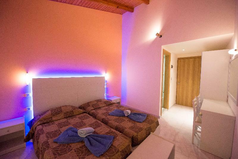 Silver Beach Hotel And Annexe Apartments (Adults Only) Рода Экстерьер фото